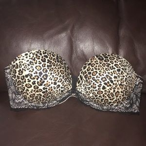 Victoria Secret Strapless Bra